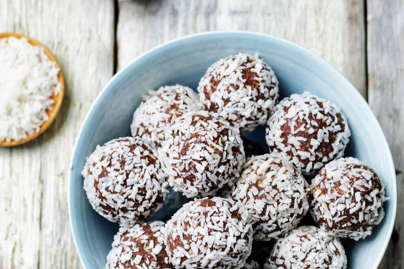 Chocolate Coconut Protein Balls Recipe – Kelsey Wells